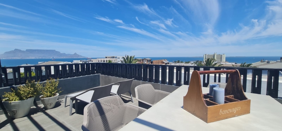 10 Bedroom Property for Sale in Bloubergstrand Western Cape